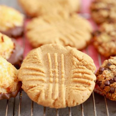 3 Ingredient Cookies: Three AMAZING Recipes!