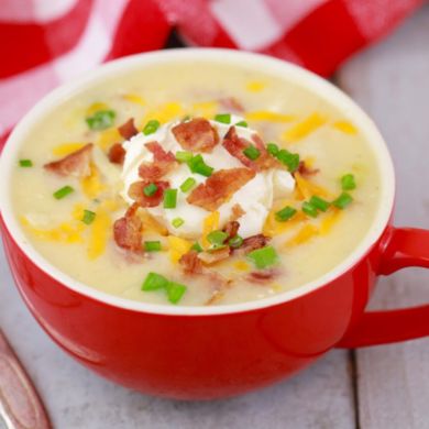 The Easiest Potato Soup Recipe (In A Mug!)
